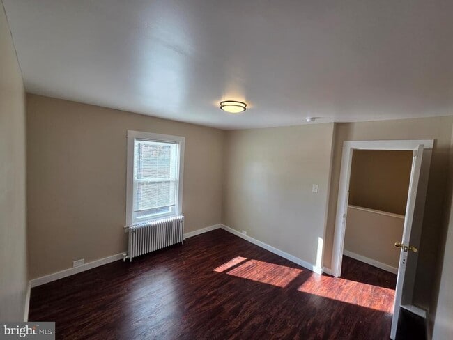 Photo - 143 Old Dorwart St