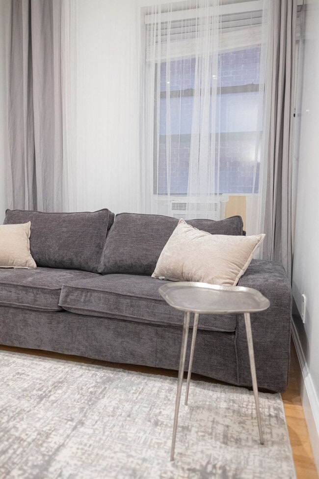 Photo - 230 W 113th St Unidad SI ID1031995P