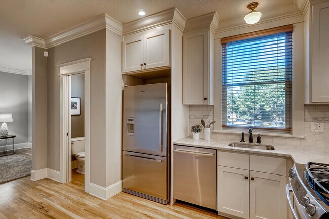 Photo - 728 NE Tillamook St