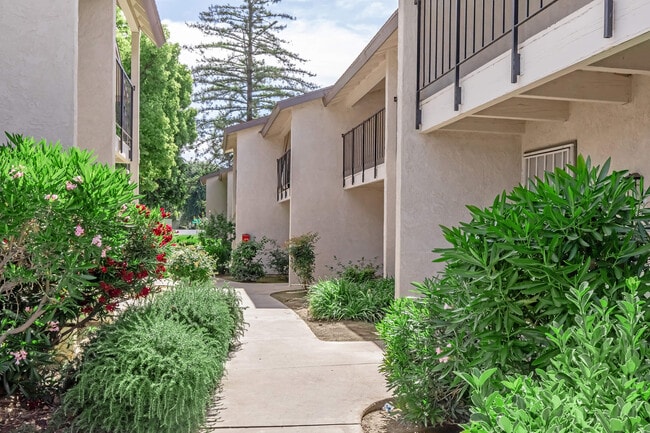 Photo - Stockdale Garden Villas
