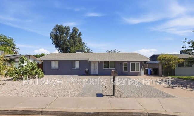 Photo - 250 E Park Ave