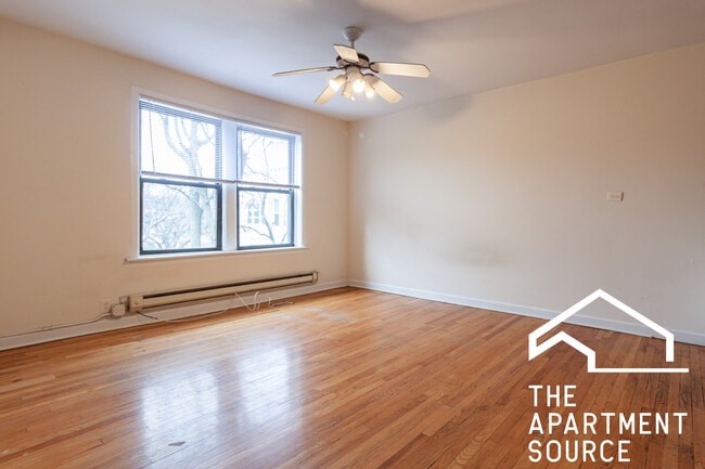 Photo - 1050 W George St Unit 314