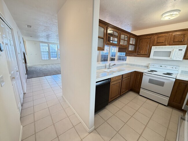 Photo - 1200 Glen Canyon Dr