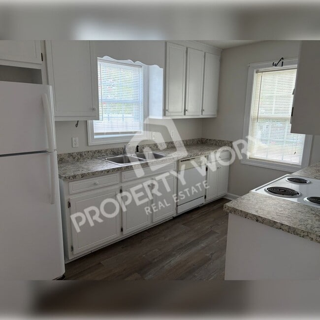 Photo - 212 N Thorne St