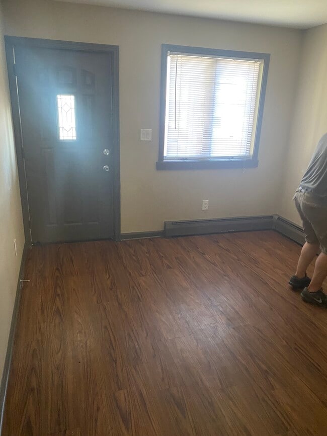 Office - 3450 W Le Moyne St Unit 3450 Lemoyne 1st floor