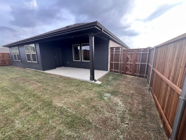 Photo - 4008 Limestone Blf Dr