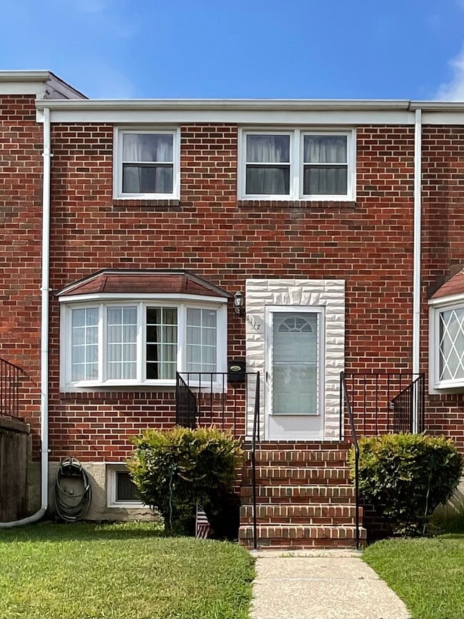 Photo - 1117 Circle Dr