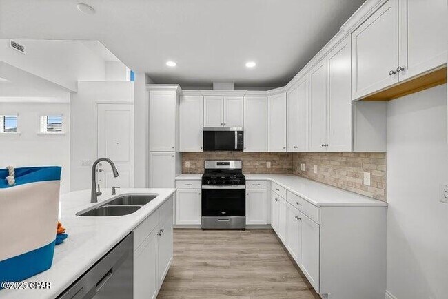 Photo - 8912 Parrot Pl