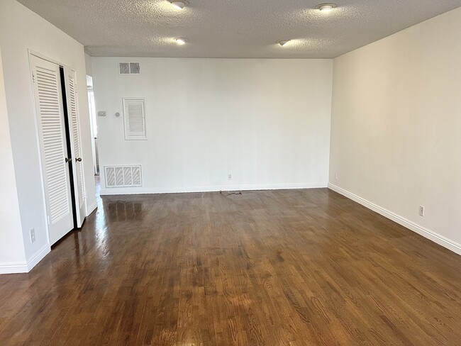 Photo - The Brentana