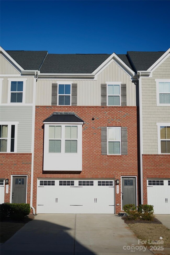 Photo - 2619 Grantham Place Dr Townhome