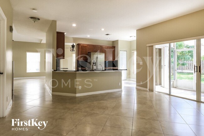 Photo - 7634 Trenton Dr