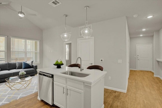 Eastpark Apartments