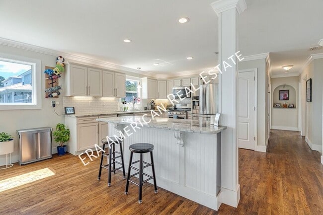 Photo - 1725 Union Ave