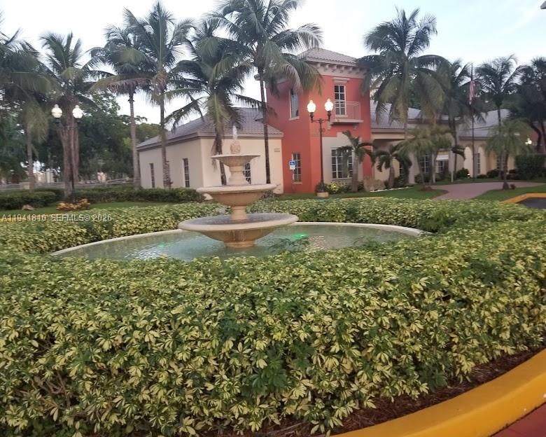 Photo - 8290 Lake Dr Unit 408