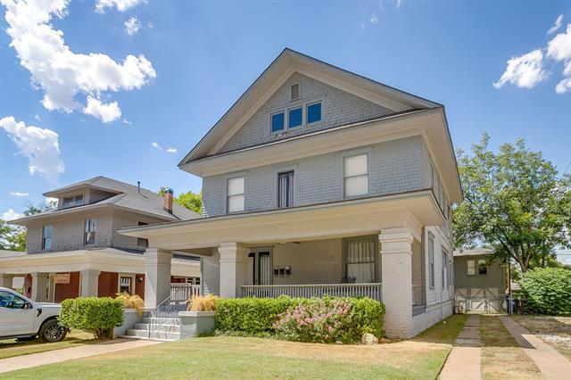 Photo - 1630 Mistletoe Blvd