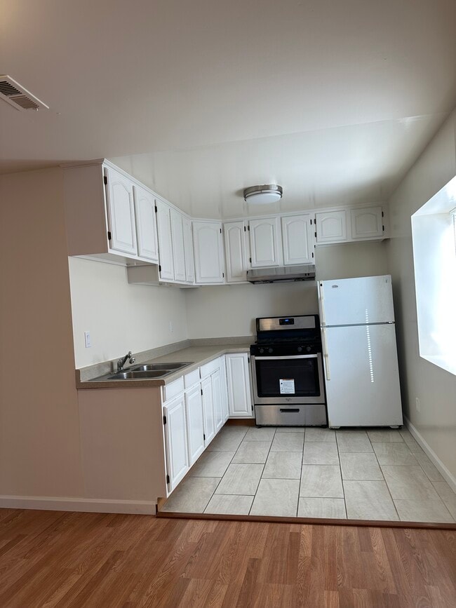 Building Photo - 91 Zita Mnr Unit A