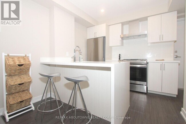 Photo - 282 Bleecker St