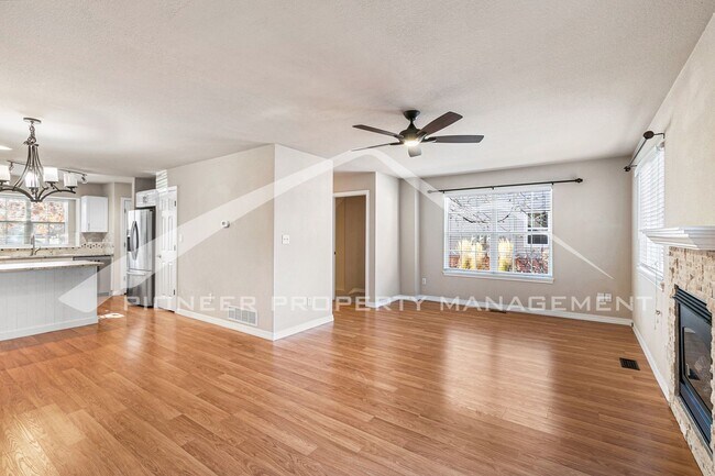 Photo - Spacious Townhouse with Fenced Patio and Washer/Dryer