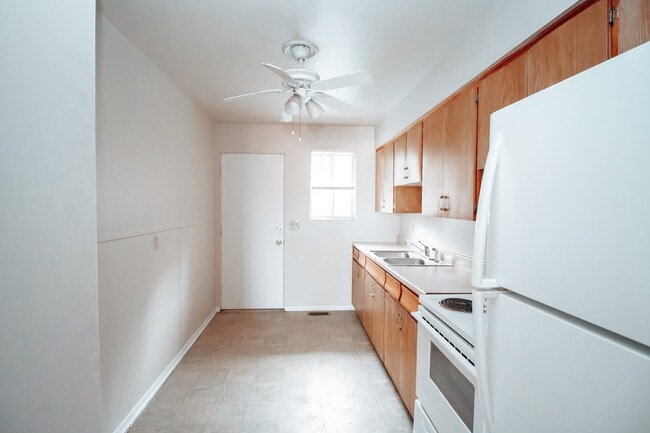Photo - 4825 Hill Ave Unit 30