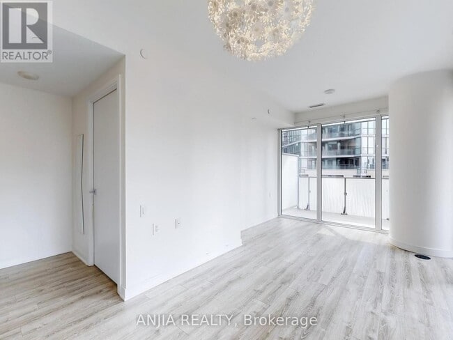 Photo - 42 Charles St E Unit 504