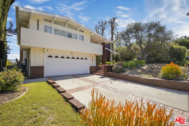 Photo - 3970 Ellenita Ave