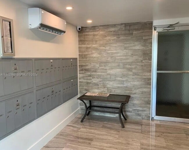 Photo - 3181 S Ocean Dr Unit 306