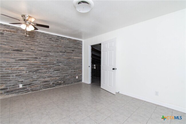 Photo - 1806 Glendale Dr