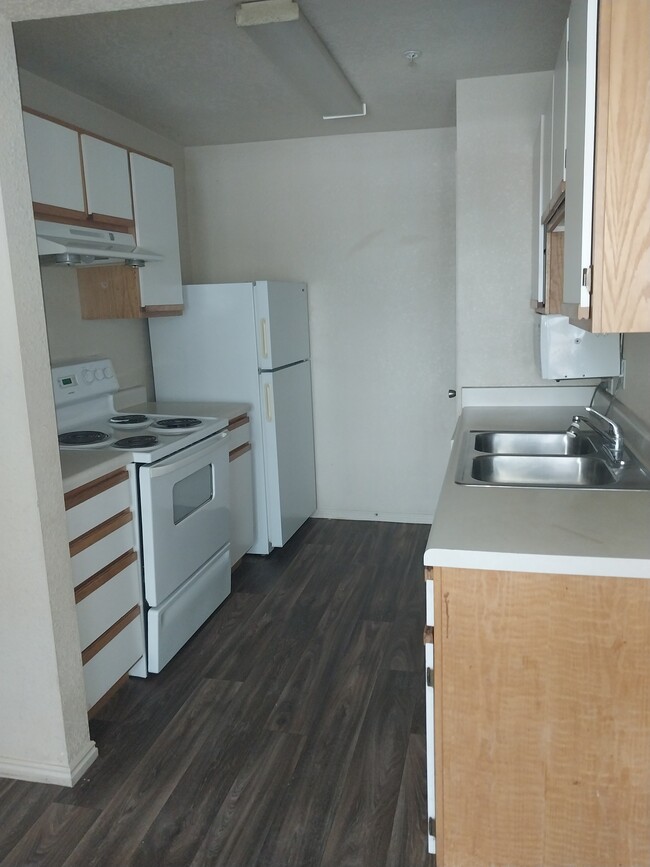 Photo - Parkgate Apartments