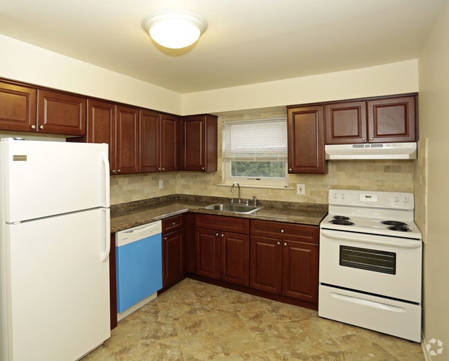 Hillside Gardens Apartments Rockaway, NJ