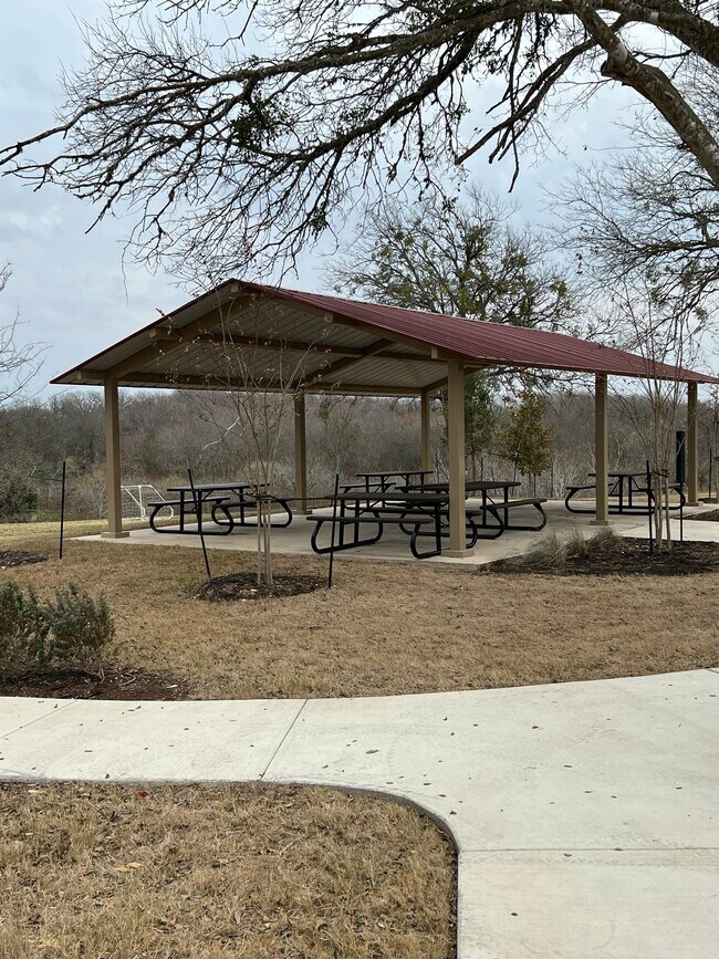 Photo - 341 Geode Glen