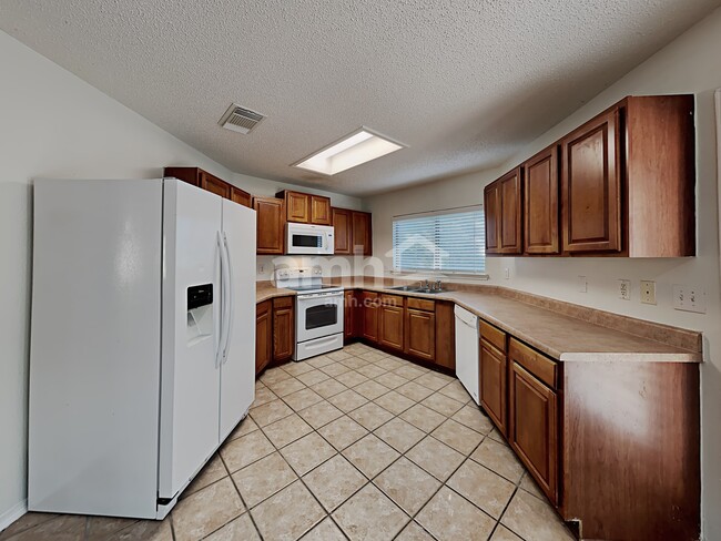 Photo - 33 Messenger Crk