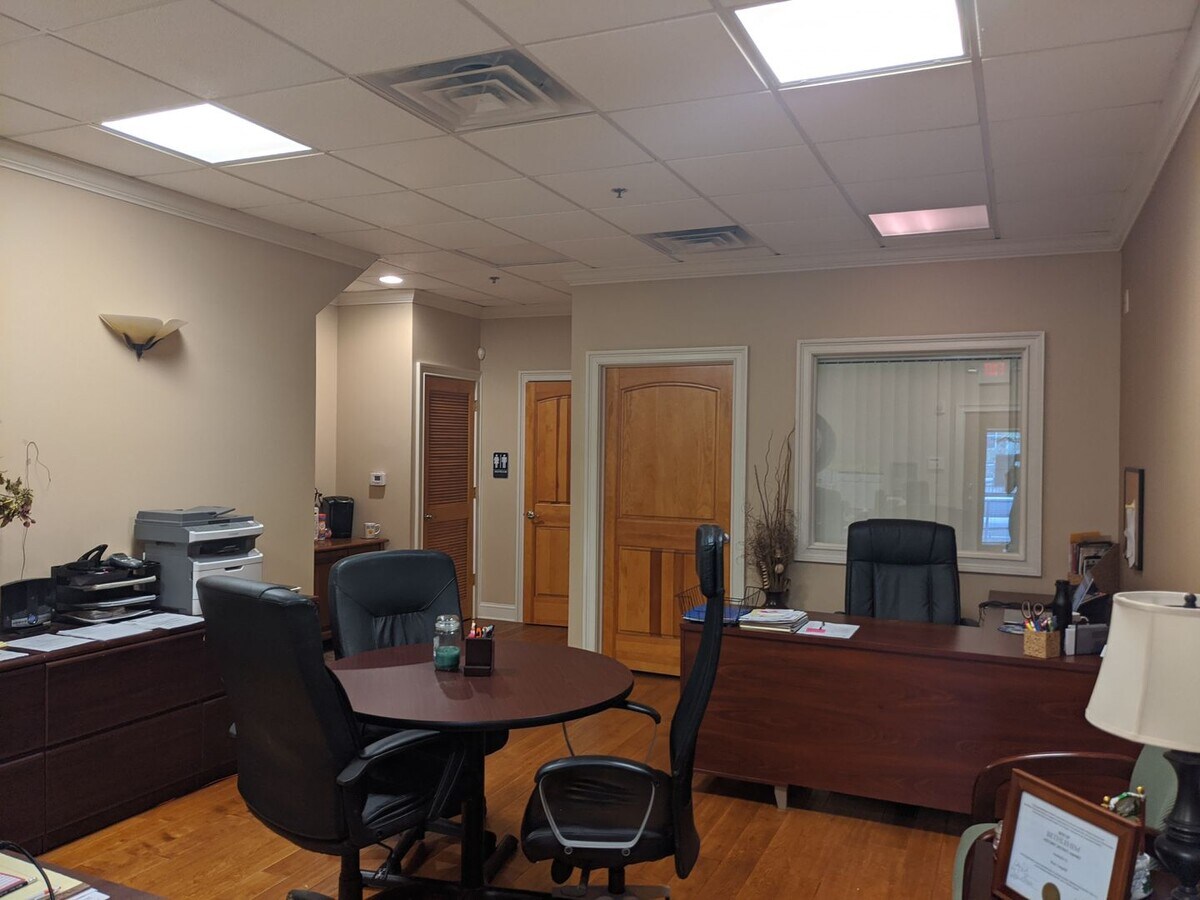 Photo - 128 W 4th St Unit Office Space