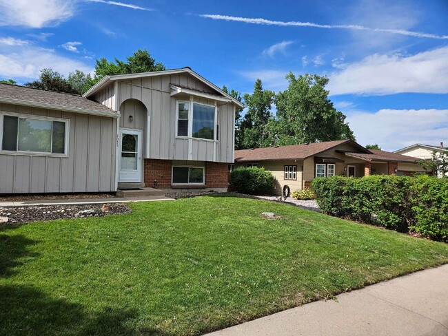 Photo - Charming 3-bedroom, 2-bathroom home