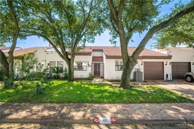 Building Photo - 24 Shasta St