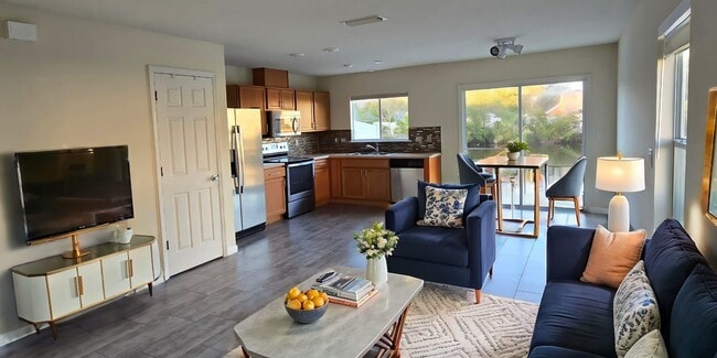 Photo - 177 Islander Dr