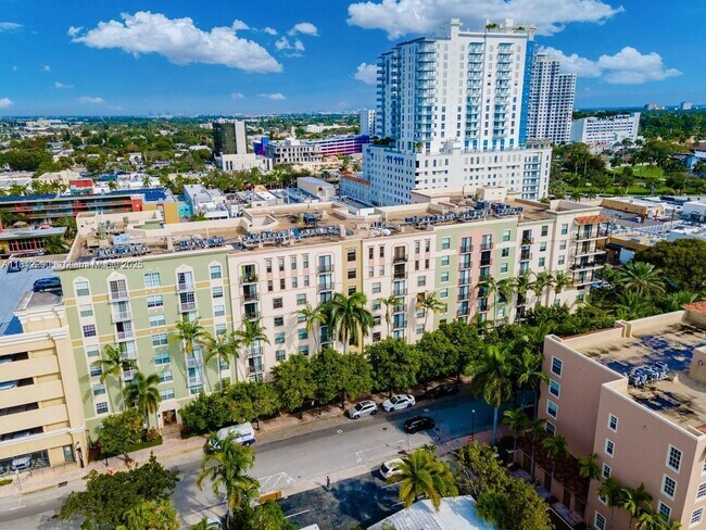 Photo - 1919 Van Buren St Condo Unit 802A