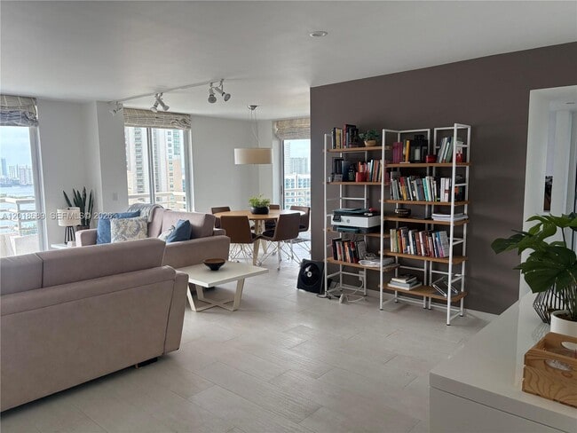 Photo - 3300 NE 191st St Unit LP18