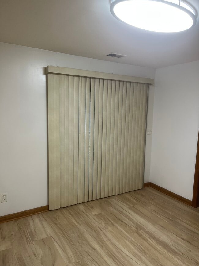 Photo - 2241 Fairmount Pky