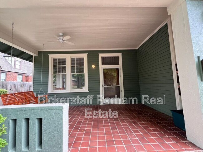 Photo - 1310 Stark Ave Unidad C