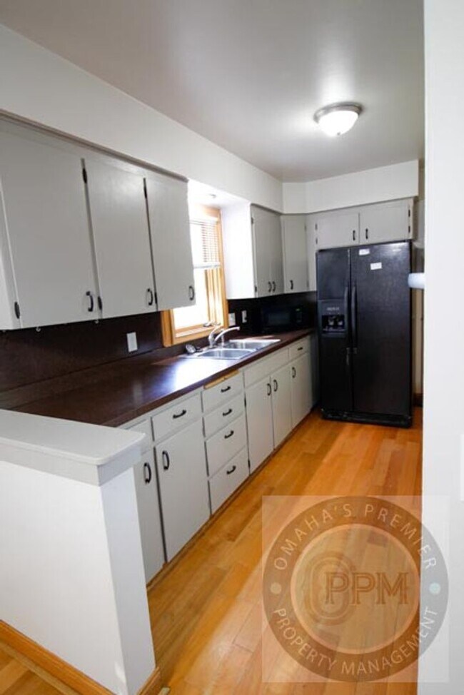 Photo - $300.00 off Deposit!!!  Convenience & Styl...