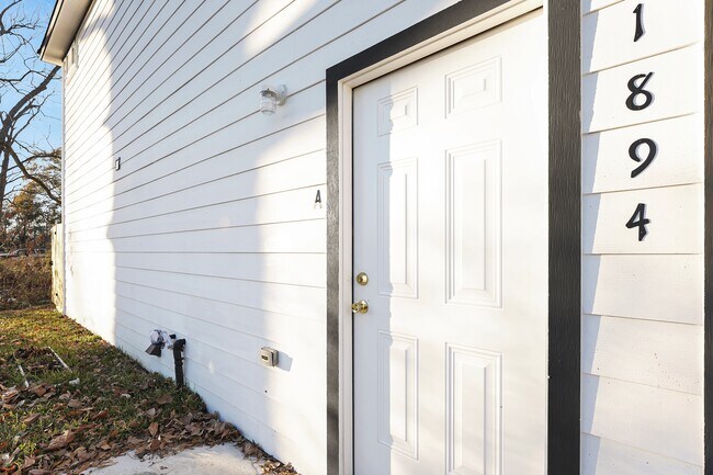 Photo - 1894 Dolly Wright St