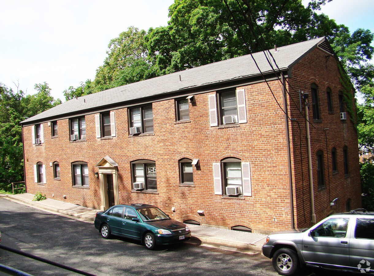 Photo - North Quinn Apartments