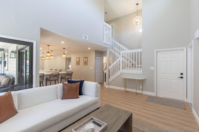 2478 Bedford Mews Dr