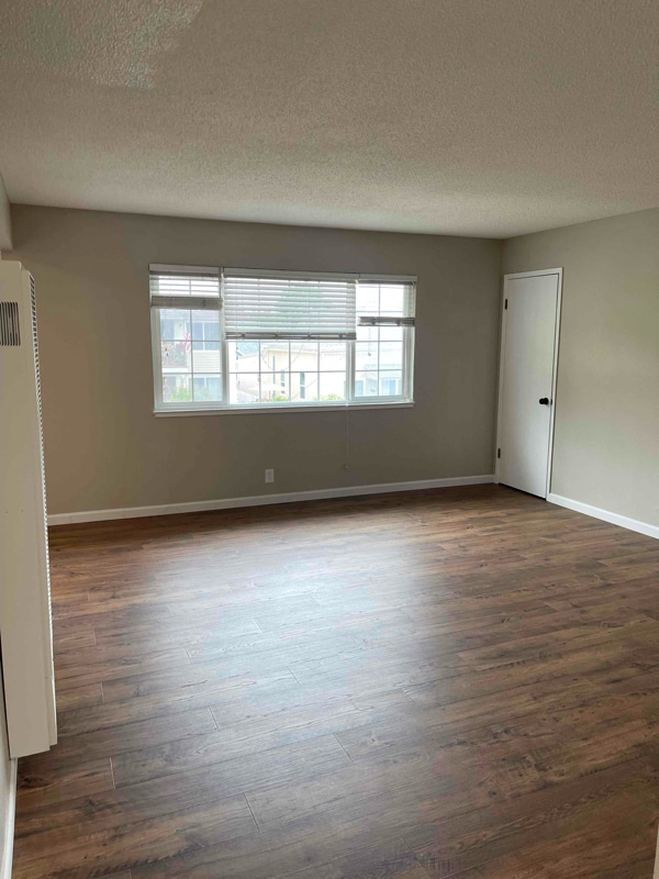 Photo - 2171 Peach St Unit Apt 3 (Upstairs )
