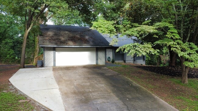 Photo - 2672 Suzanne Ln Unit A