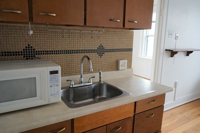 Photo - 809 E Kingsley St