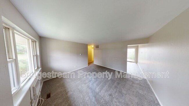 Building Photo - 5444 Misty Ln Rental