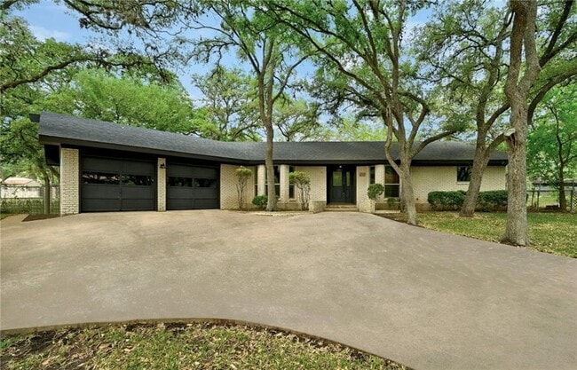 Photo - 608 Franklin Dr