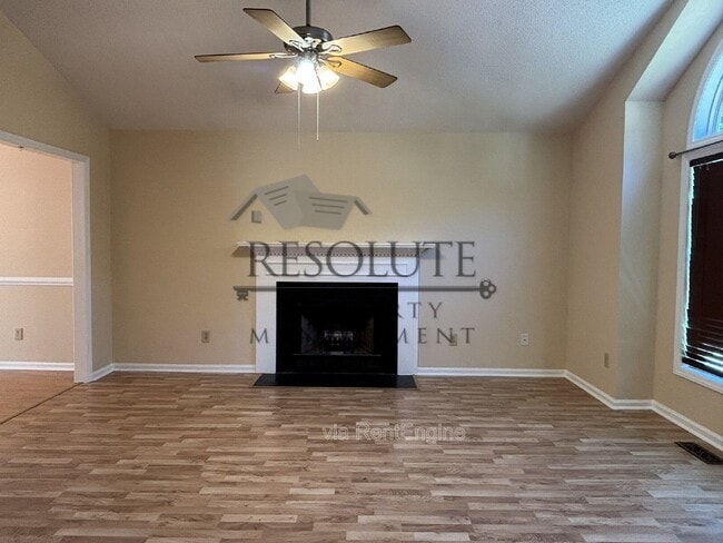 Photo - 4632 Timberhurst Dr