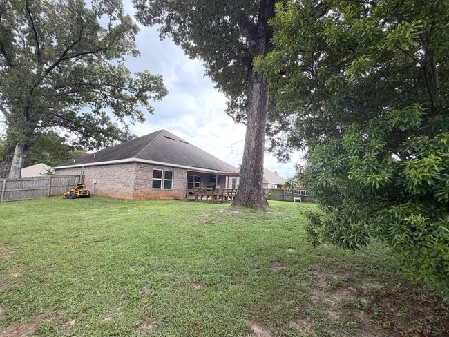 Photo - 31639 Buckingham Blvd